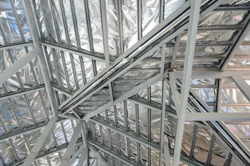 Attic insulation with a reflective membrane - application photo from the B-Barrier gallery (bbariyer.com.tr)